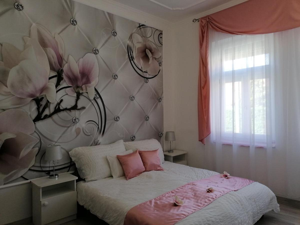 Villa Napsugar Balatonlelle Εξωτερικό φωτογραφία