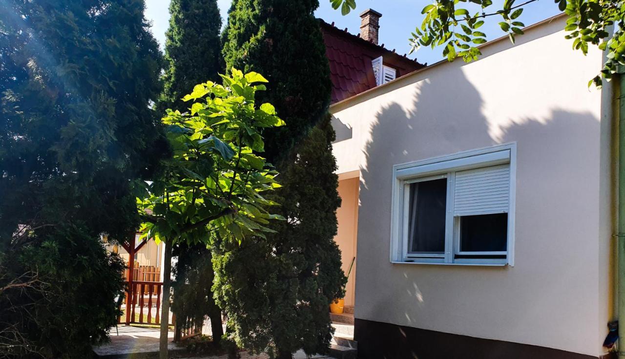 Villa Napsugar Balatonlelle Εξωτερικό φωτογραφία