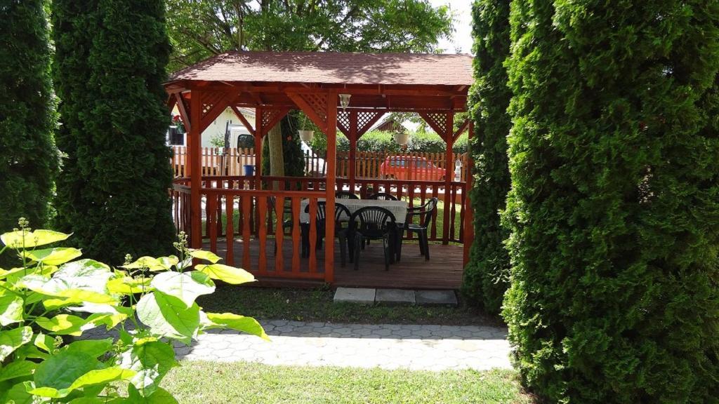 Villa Napsugar Balatonlelle Εξωτερικό φωτογραφία